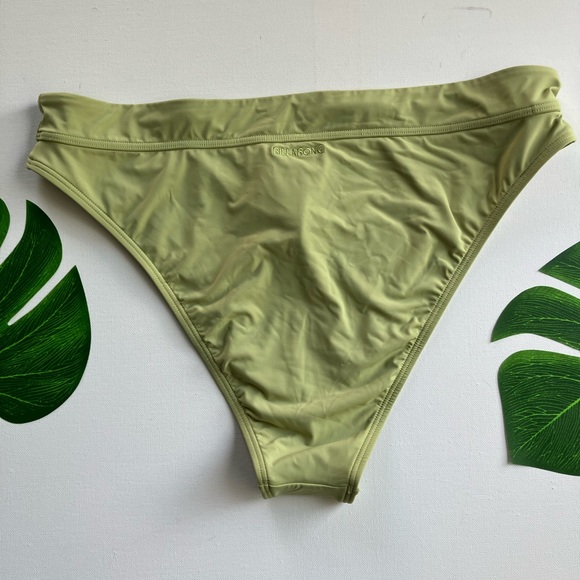 🌴 Sol Searcher Maui Rider🌴 - Picture 4 of 5